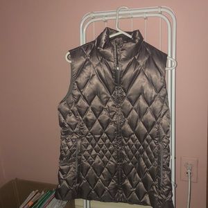 Metallic lands end down vest